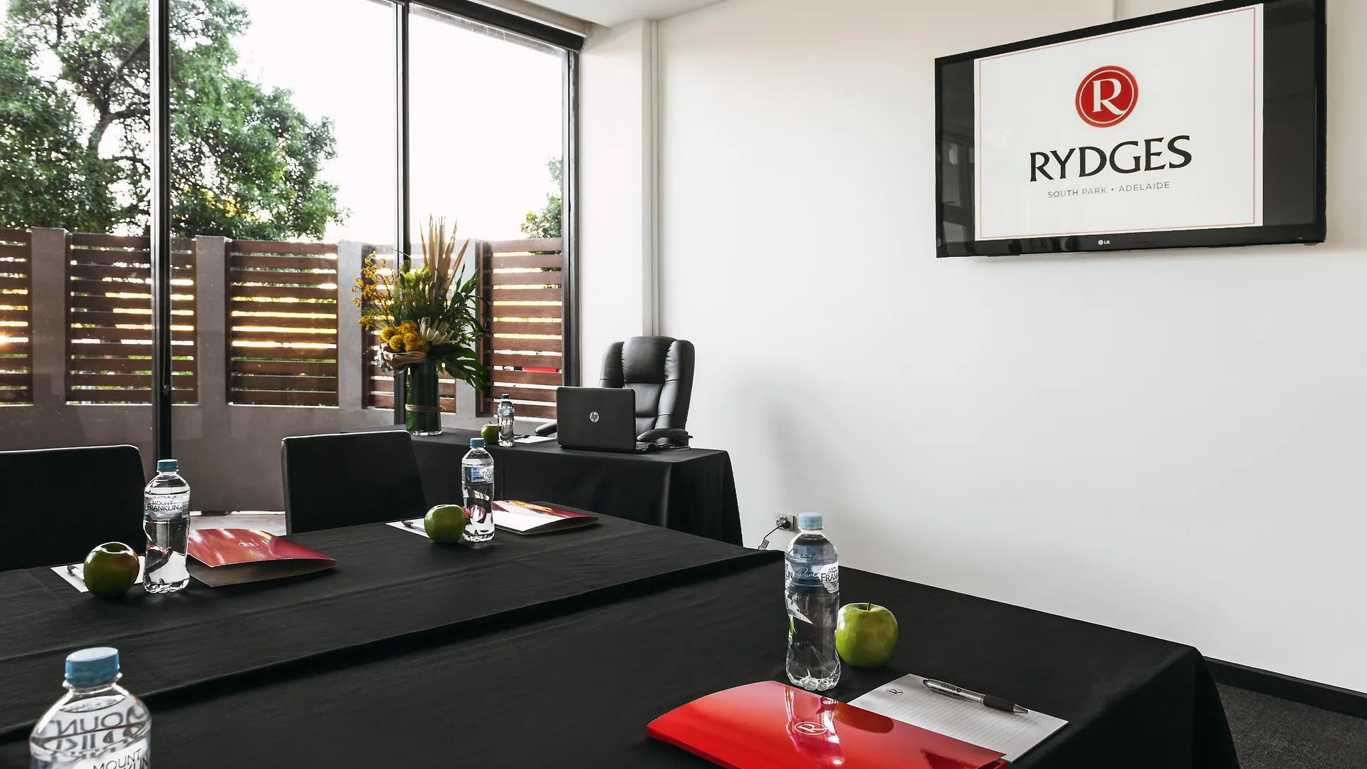 Hotel Rydges South Park Adelaide