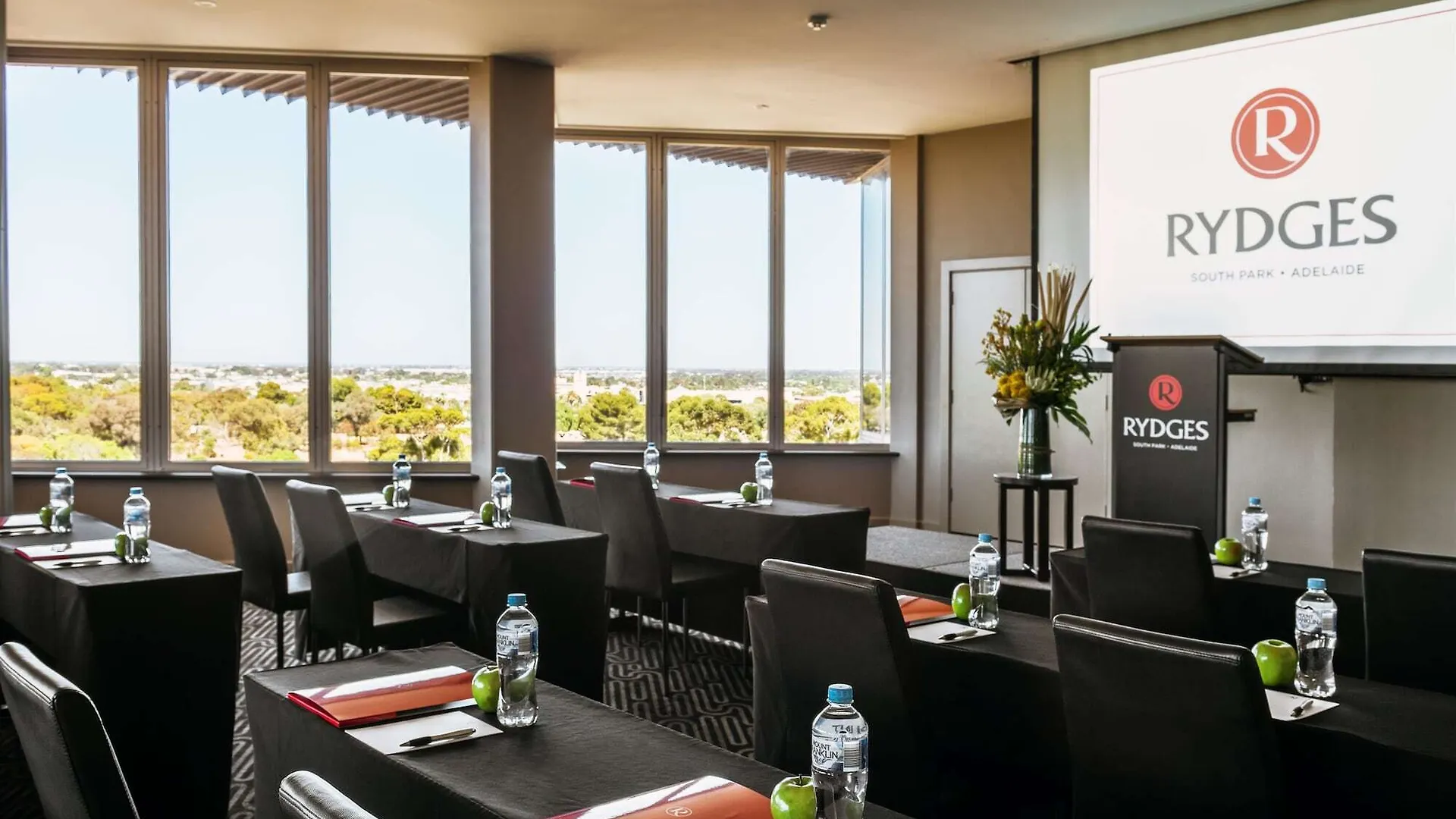 Hotel Rydges South Park Adelaide